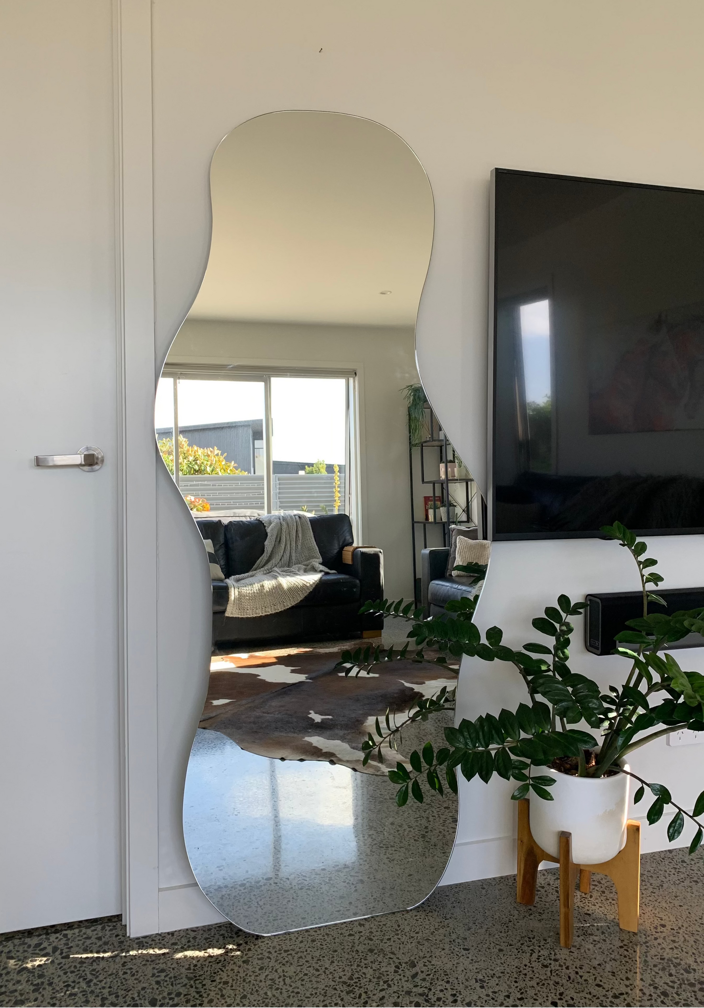 Boa Mirror